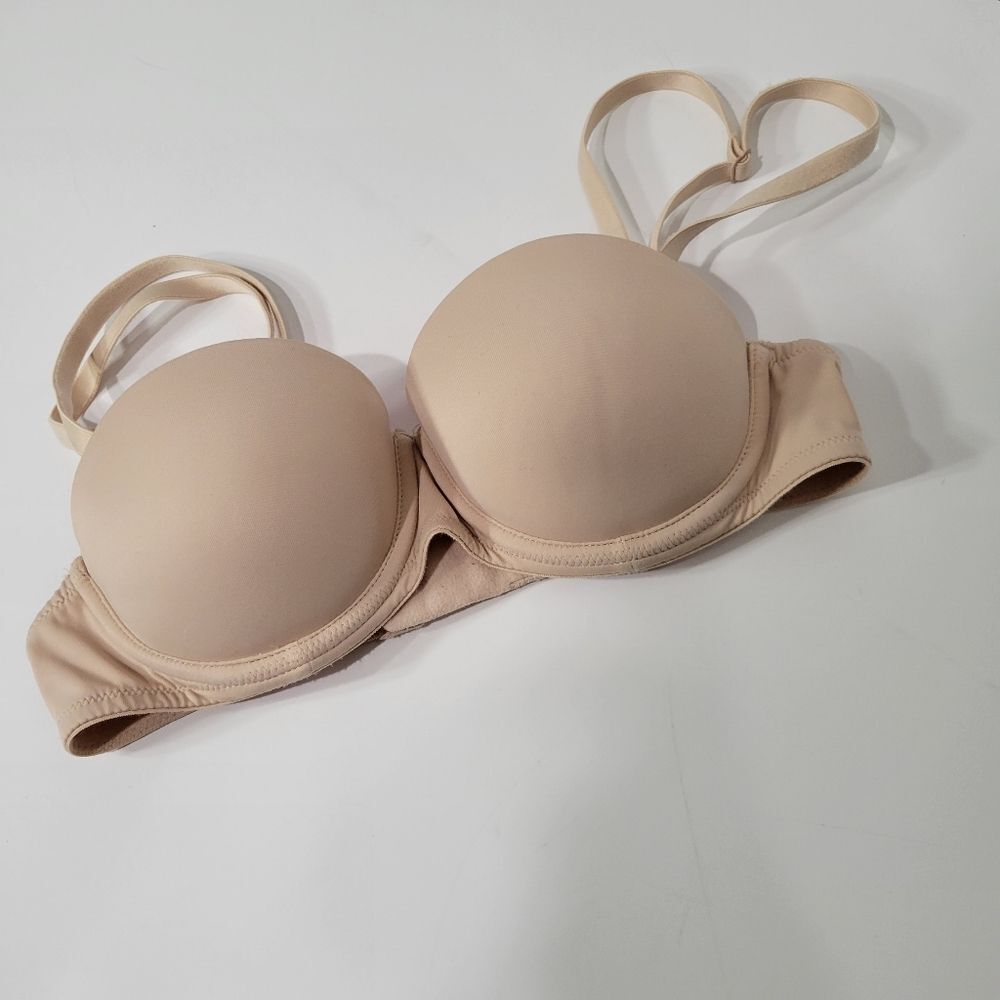 Victorai's Secret "Wear everywhere" bra
